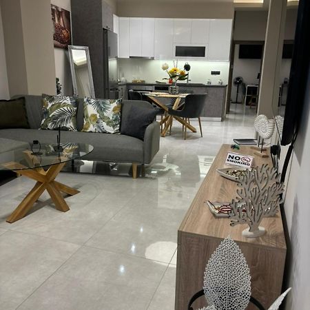 Menda Suite Heraklion  Екстер'єр фото